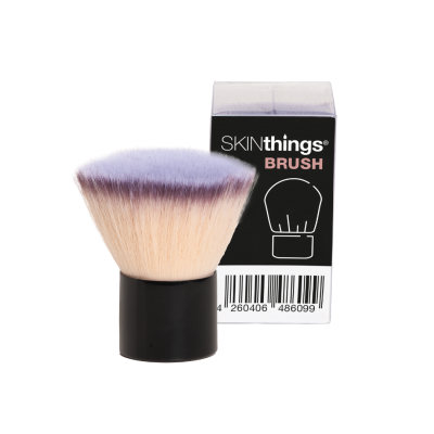 Packshot-Make-Up-Brush-Kabuki-Pinsel-weich-abgeflacht